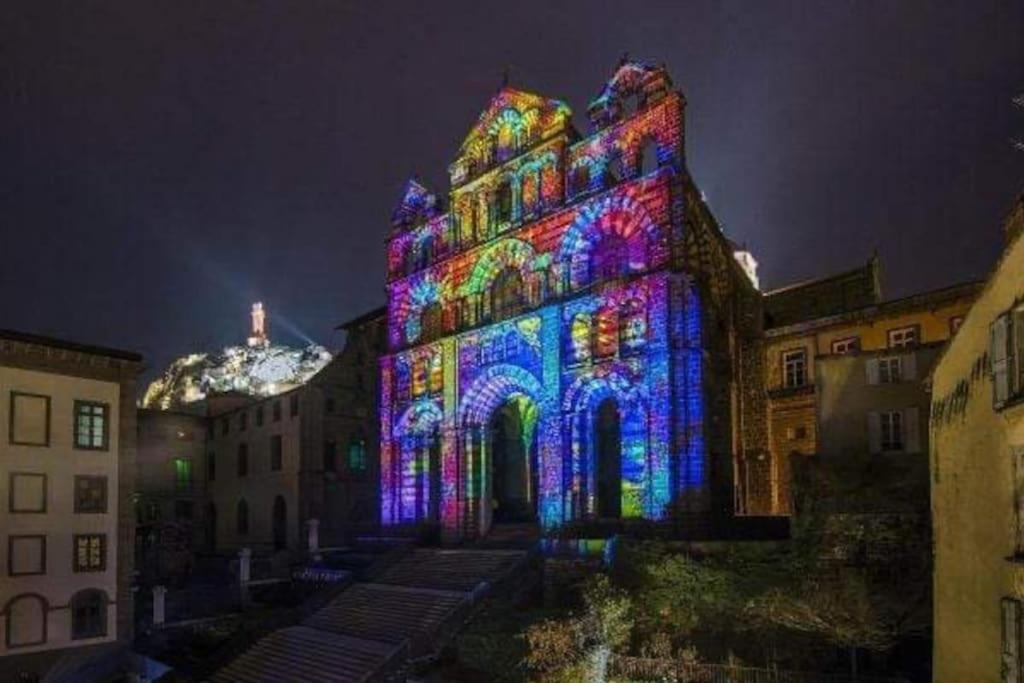 Logis Du Chandelier Le Puy-en-Velay Екстериор снимка