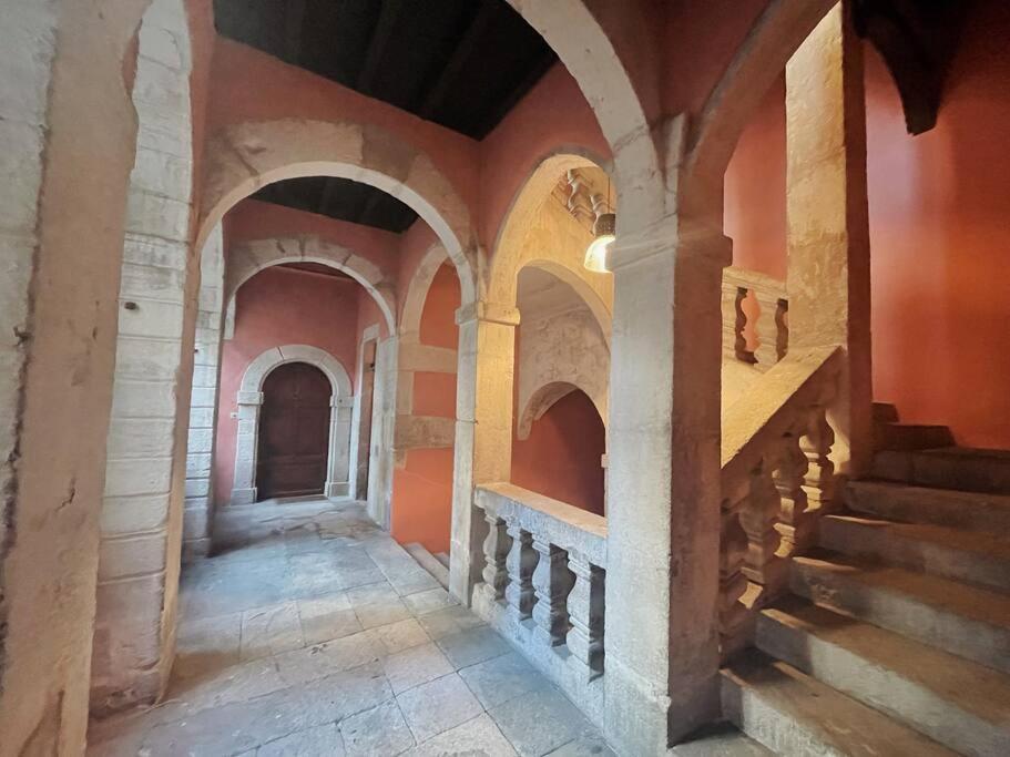 Logis Du Chandelier Le Puy-en-Velay Екстериор снимка